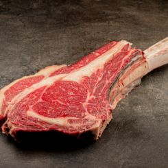 Prime Beef Tomahawk Steak 